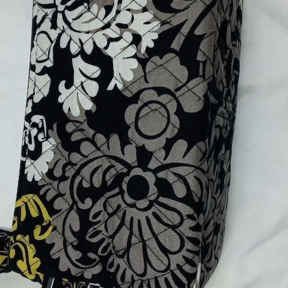 Vera Bradley short handled purse - Picture 2 of 12